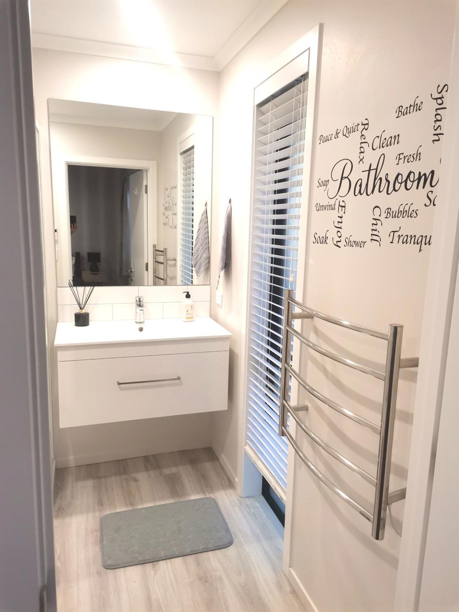 Stylish Private Guest House Ensuite Only Rolleston Bagian luar foto